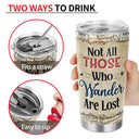 Juste une fille ou un garçon qui aime voyager et faire des croisières - Cadeau d'anniversaire pour lui, elle, les amoureux des voyages et des vacances - Gobelet personnalisé