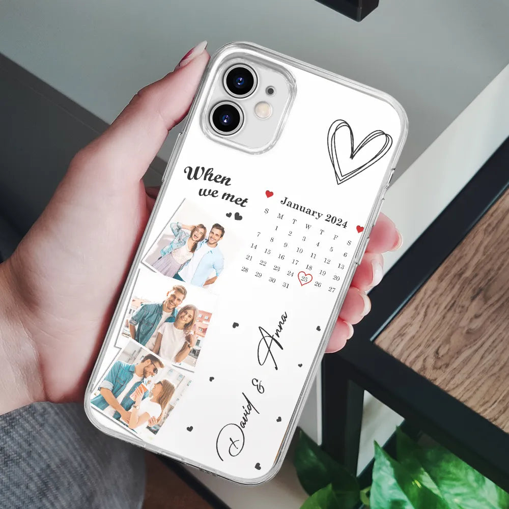 Calendrier photo personnalisé « Le jour où notre voyage a commencé » – Cadeau pour couples – Coque de téléphone transparente personnalisée