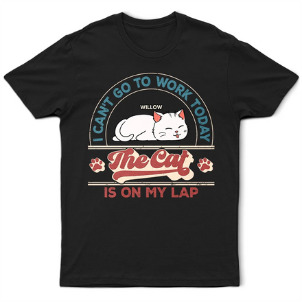Le chat est sur mes genoux - T-shirt personnalisé
