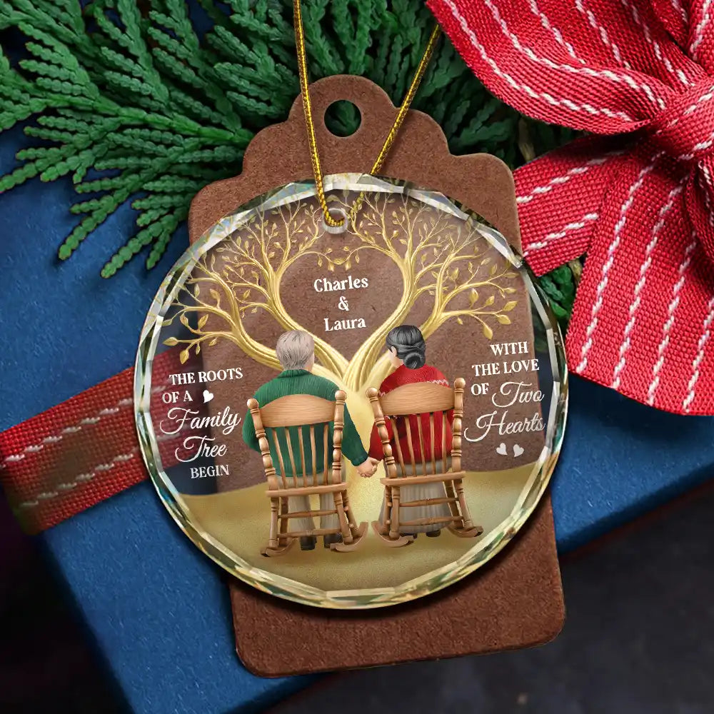 Gift For Couples,Old Couples,Gift For Wife,Gift For Husband,Christmas,Love,Gift For Women,Gift For Men - The Roots Of A Family Tree Begin With Two Hearts - Personalized Circle Glass Ornament