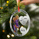 Gift For Couples,Happy,Christmas - The Year I Found My Missing Piece Kissing Couples - Personalized Metal Ornament