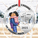 Gift For Couples,Happy,Christmas - The Year I Found My Missing Piece Kissing Couples - Personalized Metal Ornament