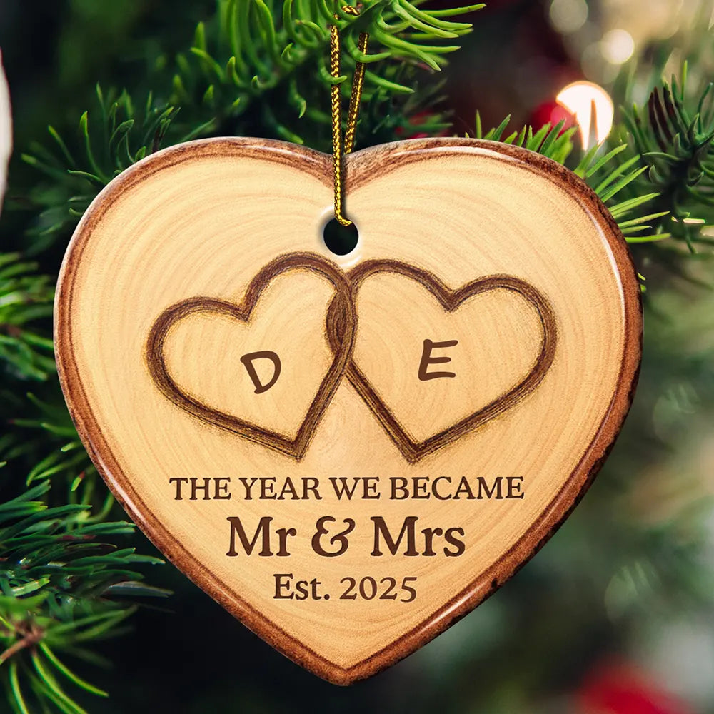 Gift For Couples,Gift For Husband,Gift For Wife,Gift For Boyfriend,Gift For Girlfriend,Anniversary,Wedding Anniversary,Love - The Year We Became Mr & Mrs Initial Letter - Personalized Heart Ceramic Ornament