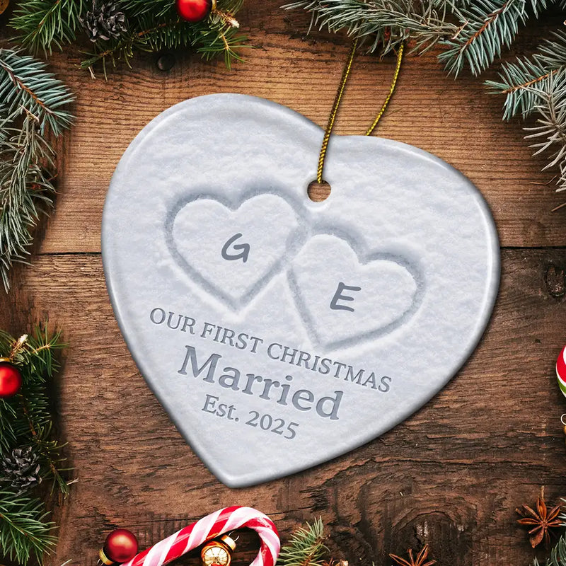 Gift For Couples,Gift For Husband,Gift For Wife,Gift For Boyfriend,Gift For Girlfriend,Anniversary,Wedding Anniversary,Love - The Year We Became Mr & Mrs Initial Letter - Personalized Heart Ceramic Ornament