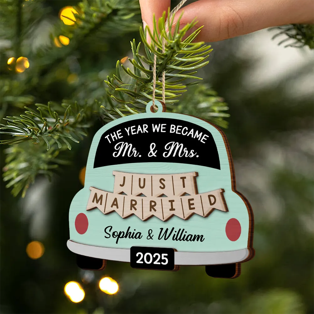 Love,Christmas,Gift For Wife,Gift For Husband,Gift For Couples,Married ,Engaged - The Year We Became Mr & Mrs Wedding Car - Personalized 2-Layered Wooden Ornament