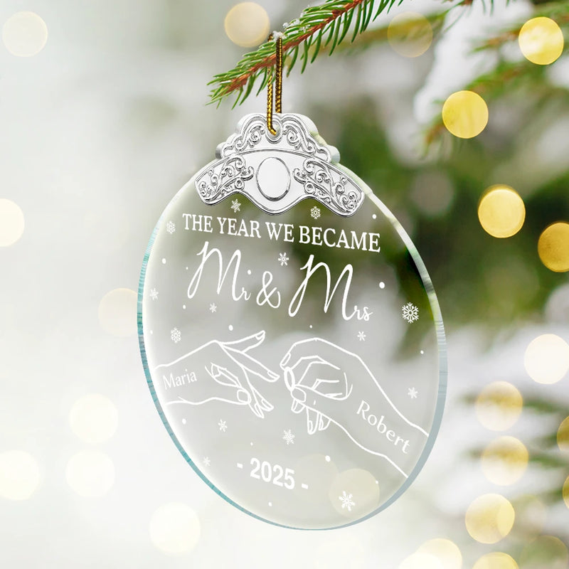 Gift For Couples,Christmas,Engaged,Married ,Anniversary,Love,Gift For Husband,Gift For Girlfriend,Gift For Boyfriend,Gift For Wife - The Year We Got Engaged - Personalized Custom Shaped Acrylic Ornament