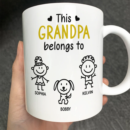 Ce grand-père appartient aux figurines pour enfants - Tasse personnalisée