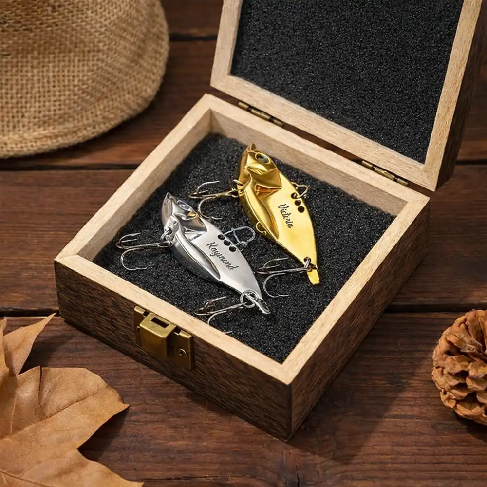 Funny, Dad - Children, Gift For Grandpa, Grandpa - Grandkids, Gift For Father, Fishing - We Hooked The Best Dad - Personalized Metal Fish Lure Set