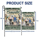 Où la famille et les amis créent des souvenirs - Cadeau pour animal de compagnie, amoureux du camping, camping, décoration de camping, couple, famille - Drapeau personnalisé