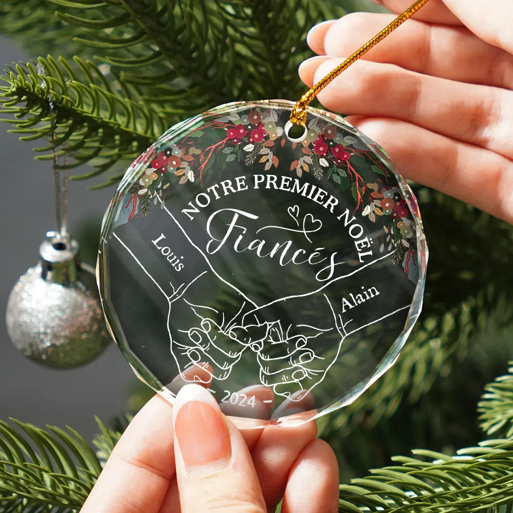 Christmas,French,Gift For Couples,Gift For Husband,Gift For Wife,Love - Notre Premier Noël Ensemble - Ornement En Verre Rond Personnalisé