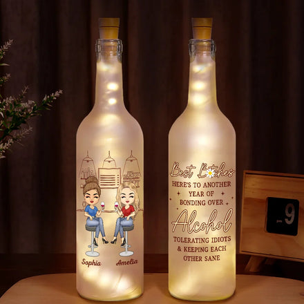 Voici une autre année de complicité autour de l'alcool Chibi Bestie - Bouteille lumineuse personnalisée
