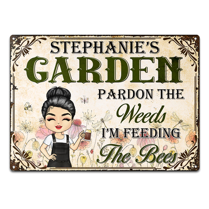 I'm Feeding The Bee - Gift For Gardeners - Personalized Custom Classic Metal Signs
