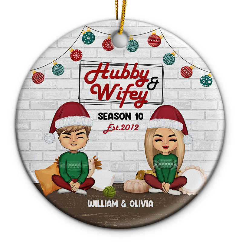 Christmas Chibi Couple Hubby Wifey - Personalized Custom Circle Ceramic Ornament