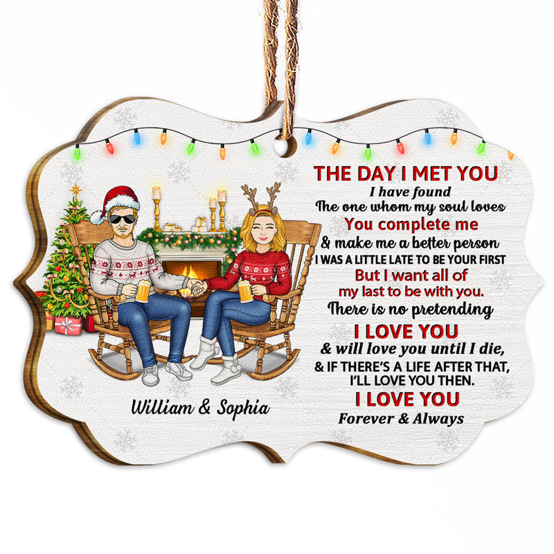 Christmas Family Couple The Day I Met You Husband And Wife - Christmas Gift For Couples - Personalized Custom Wooden Ornament